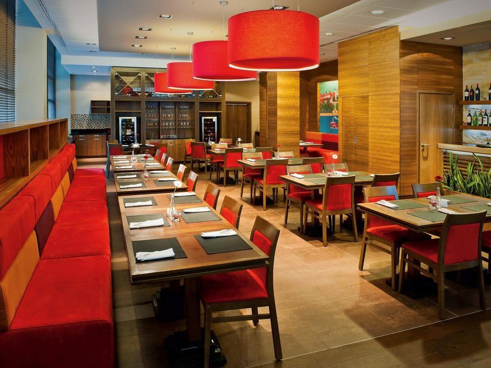 Mercure Warszawa Airport Экстерьер фото