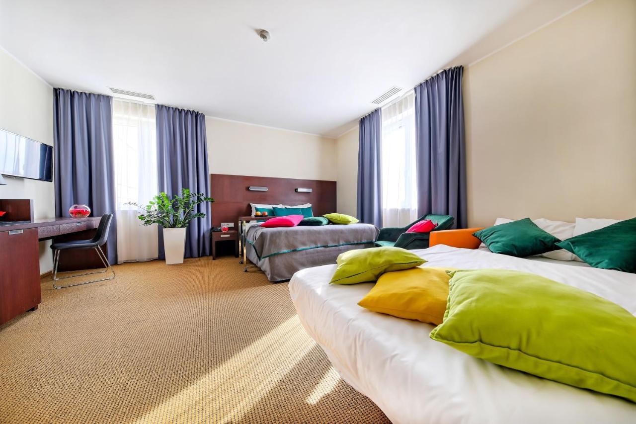 Mercure Warszawa Airport Экстерьер фото