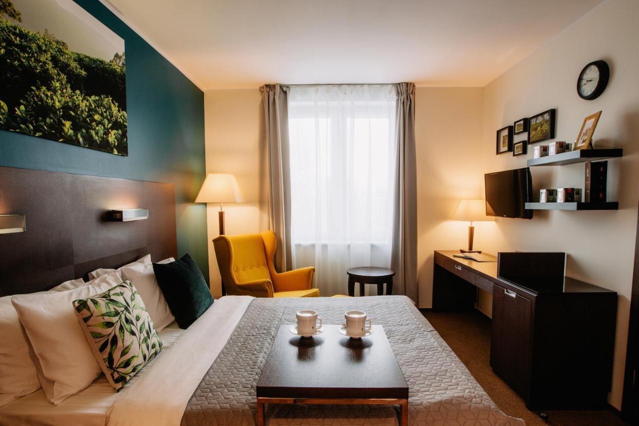 Mercure Warszawa Airport Экстерьер фото
