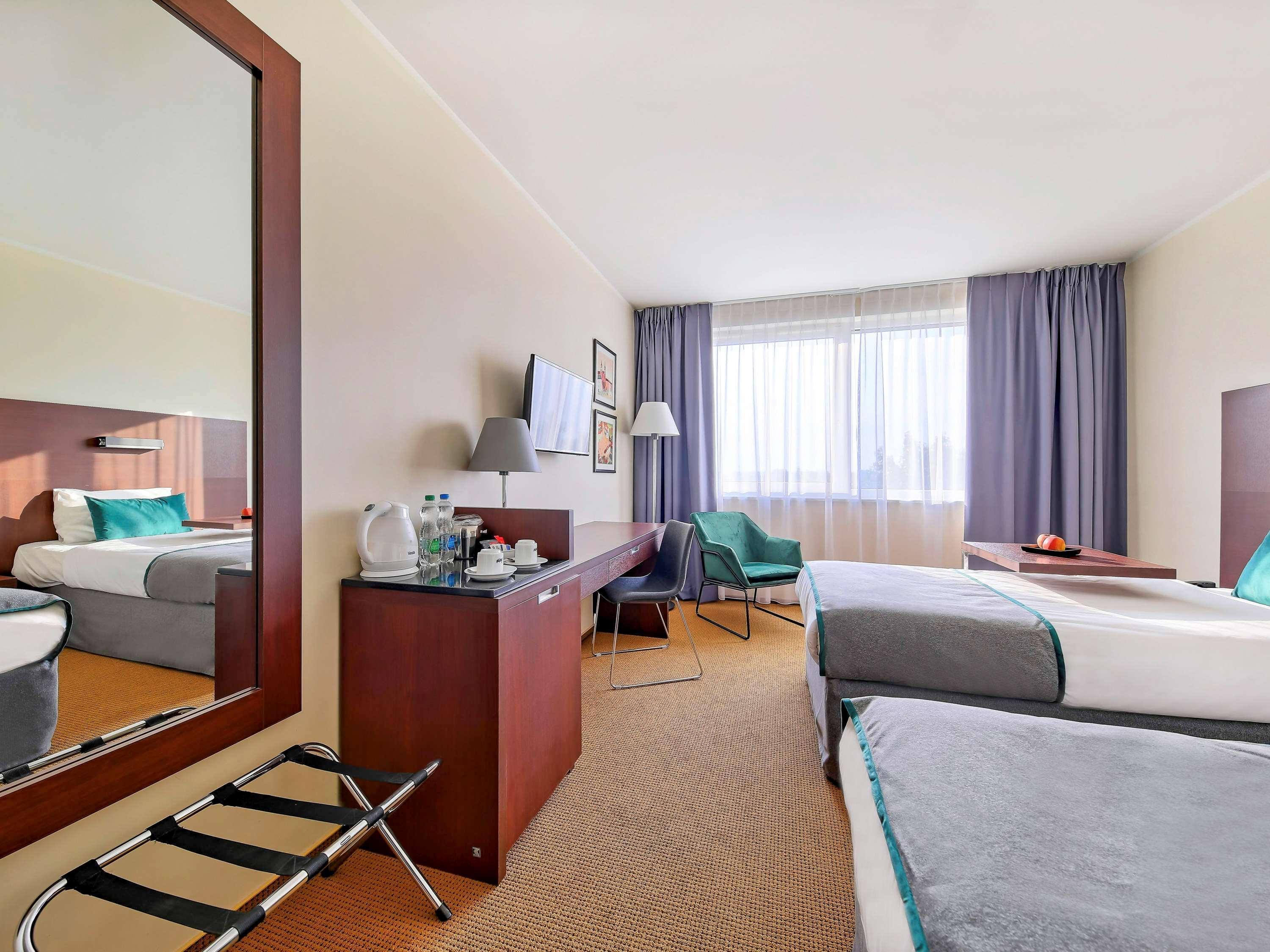 Mercure Warszawa Airport Экстерьер фото